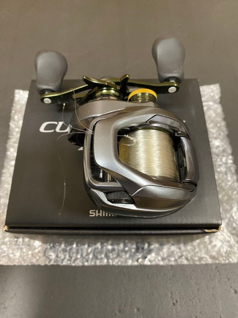 SHIMANO CURADO DC 200HG 右ハンドル