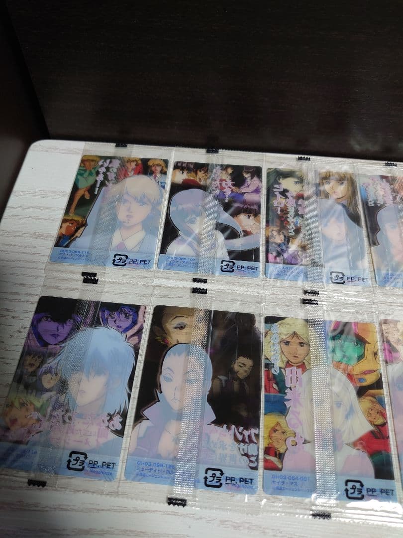 ガンダムヒロインズ ウエハースチョコ 機動戦士ガンダムシリーズ