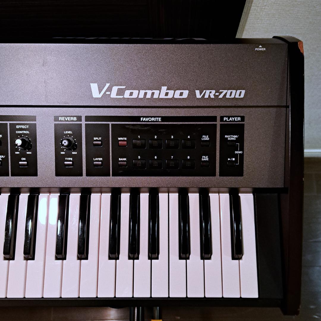 Roland V-Combo VR-700 シンセサイザー 本体