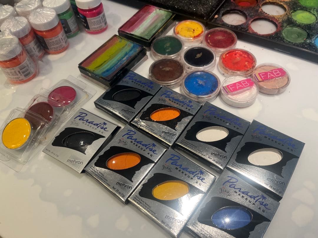 【新品多数】ボディペイント・特殊メイクセット