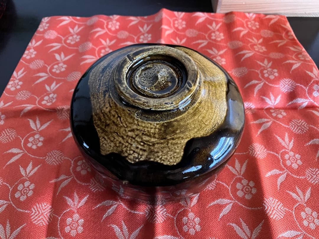 大樋焼　抹茶碗　茶碗　十代　大樋長左衛門　年郎　飴釉