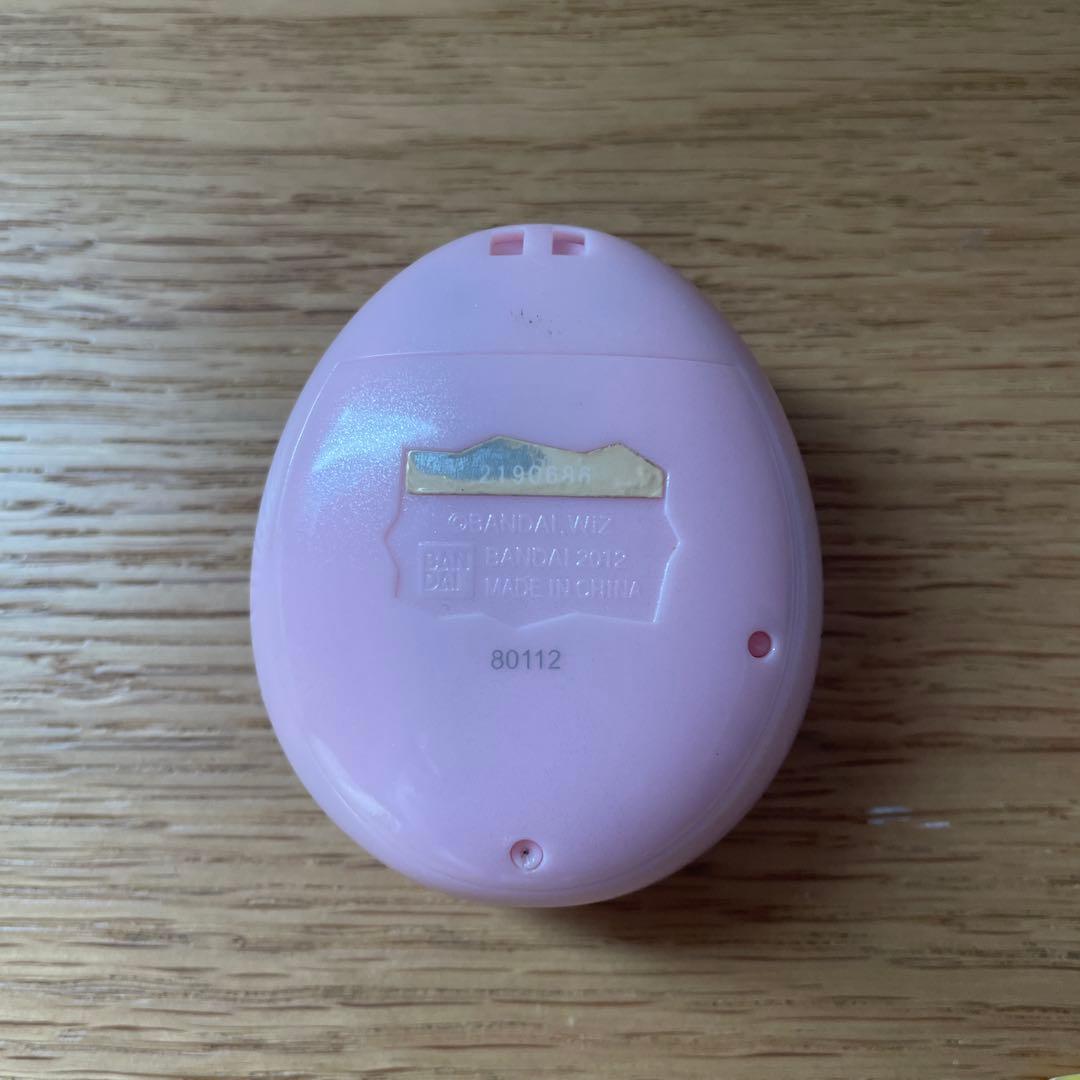 【動作確認済み】たまごっち ピース ピンク たまデコピアス付き