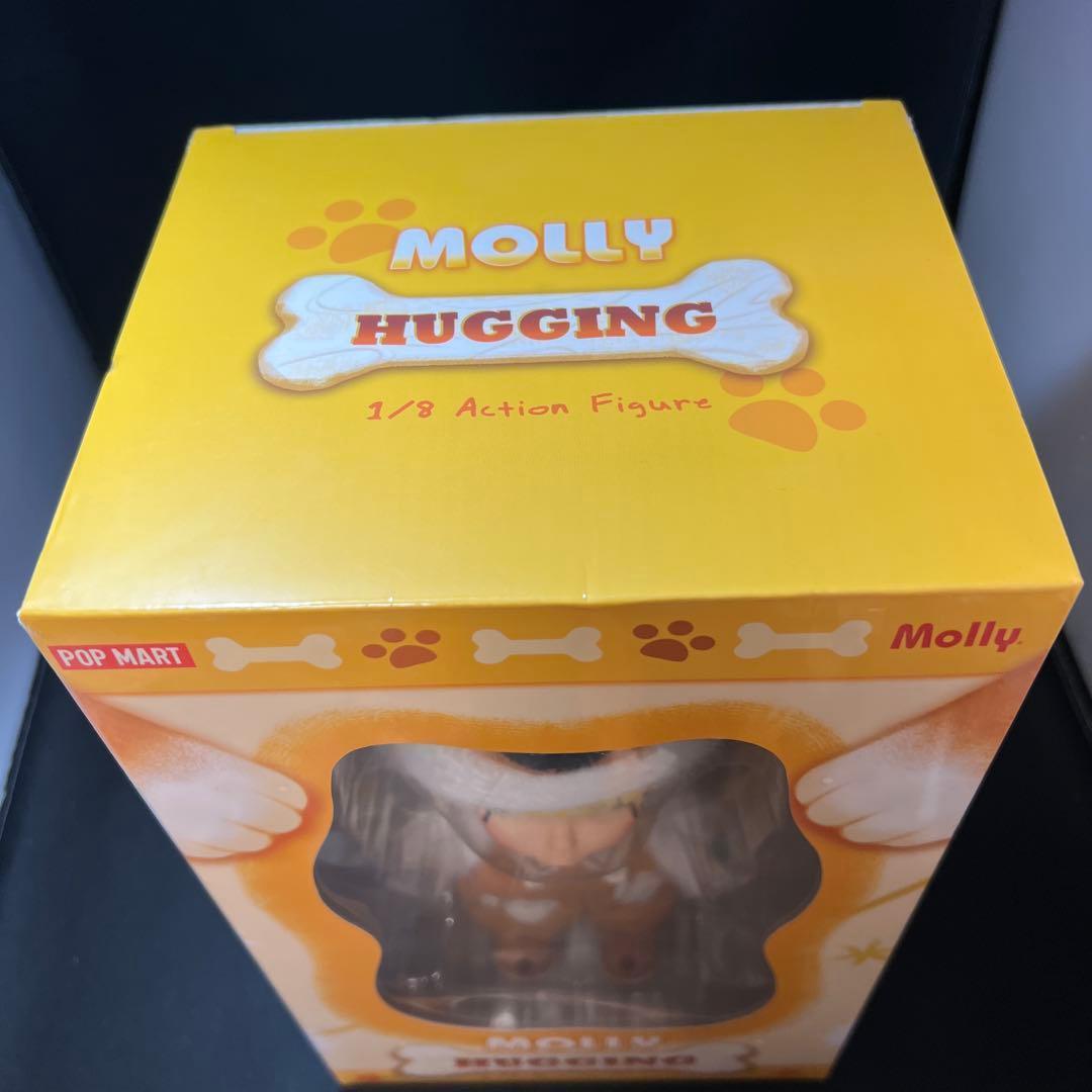 POP MART Molly Hugging アクションフィギュア