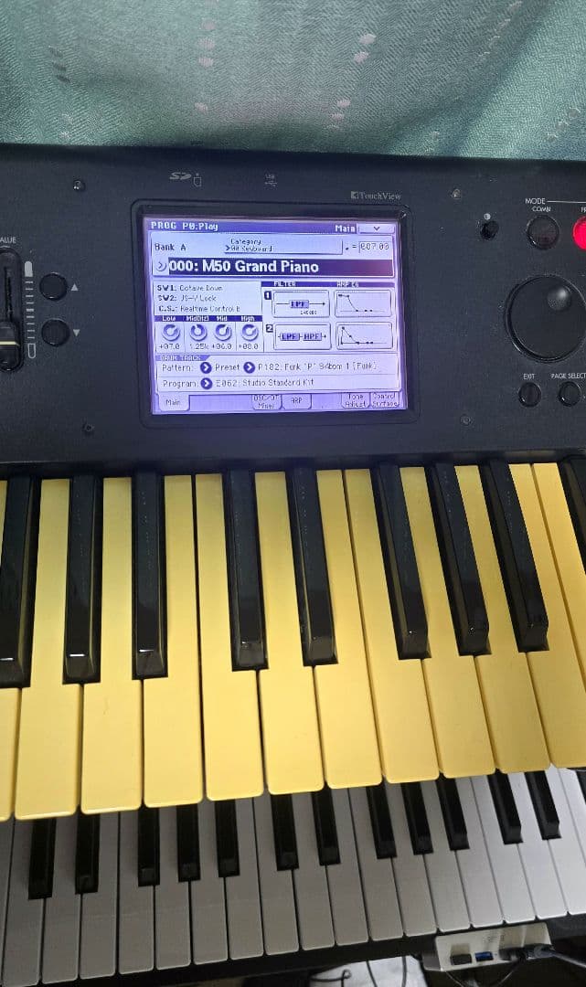 KORG M50 シンセサイザー 61キー