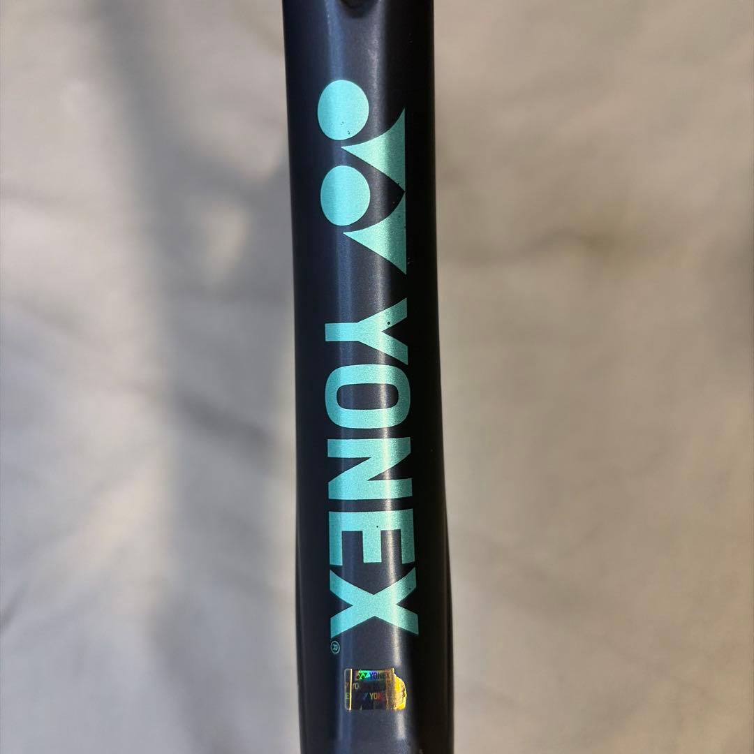 YONEX EZONE FEEL テニスラケット　ケース付き　ヨネックス