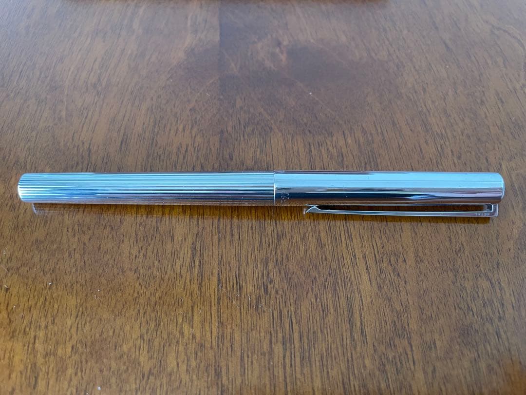 デュポン 万年筆 46870 ソリッド・シルバー S.T.Dupont