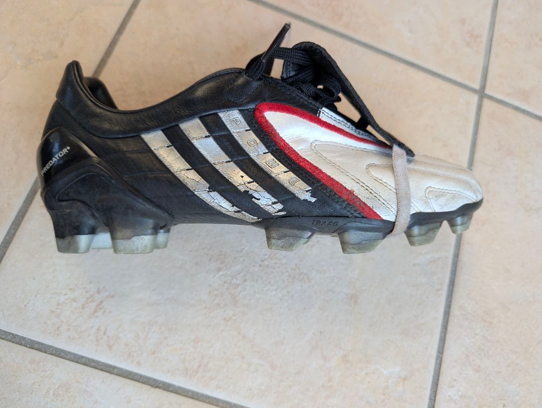 Predator Powerswerve　FG　adidas　　27ｃｍ