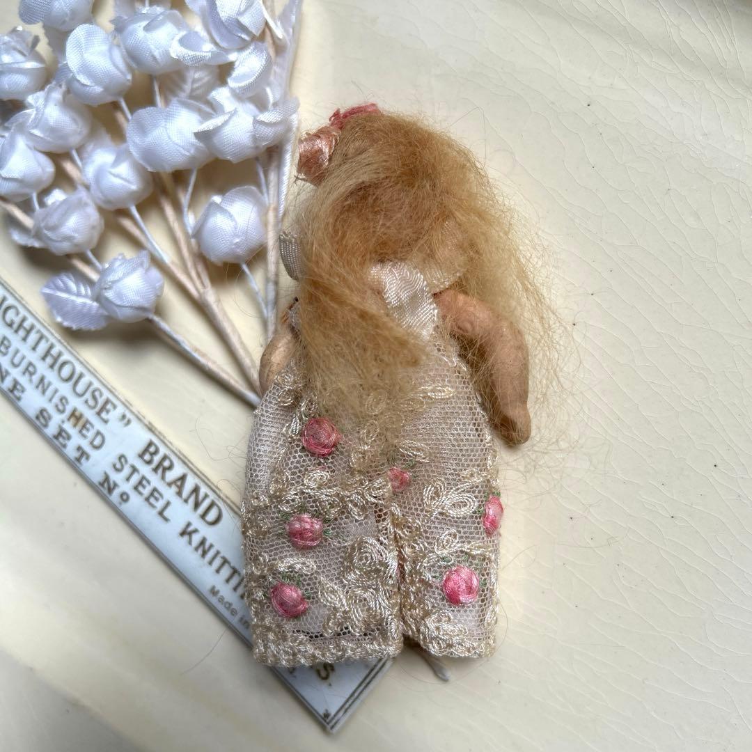 フランスアンティーク　ミニョネットとレース、布花　カルトナージュ box