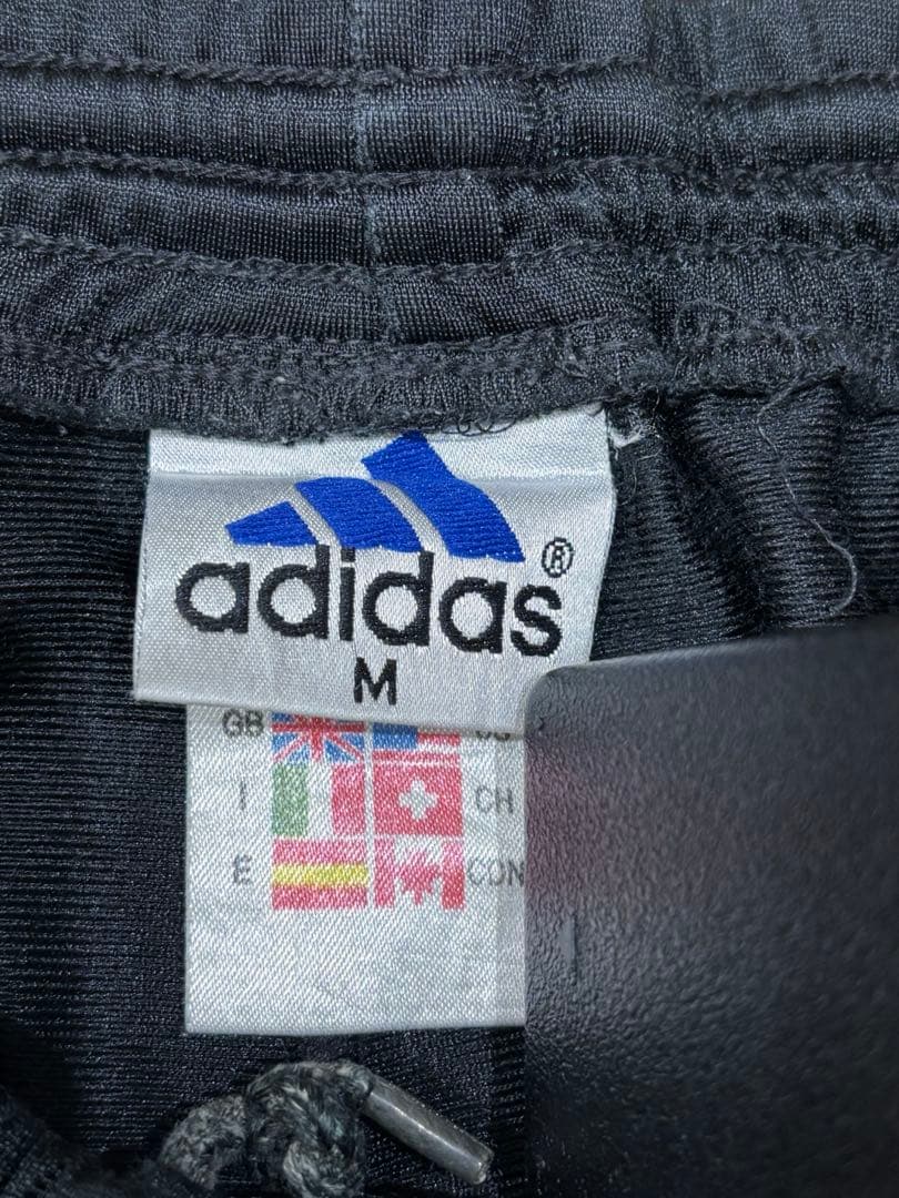 アディダス　ジャージ上下セット