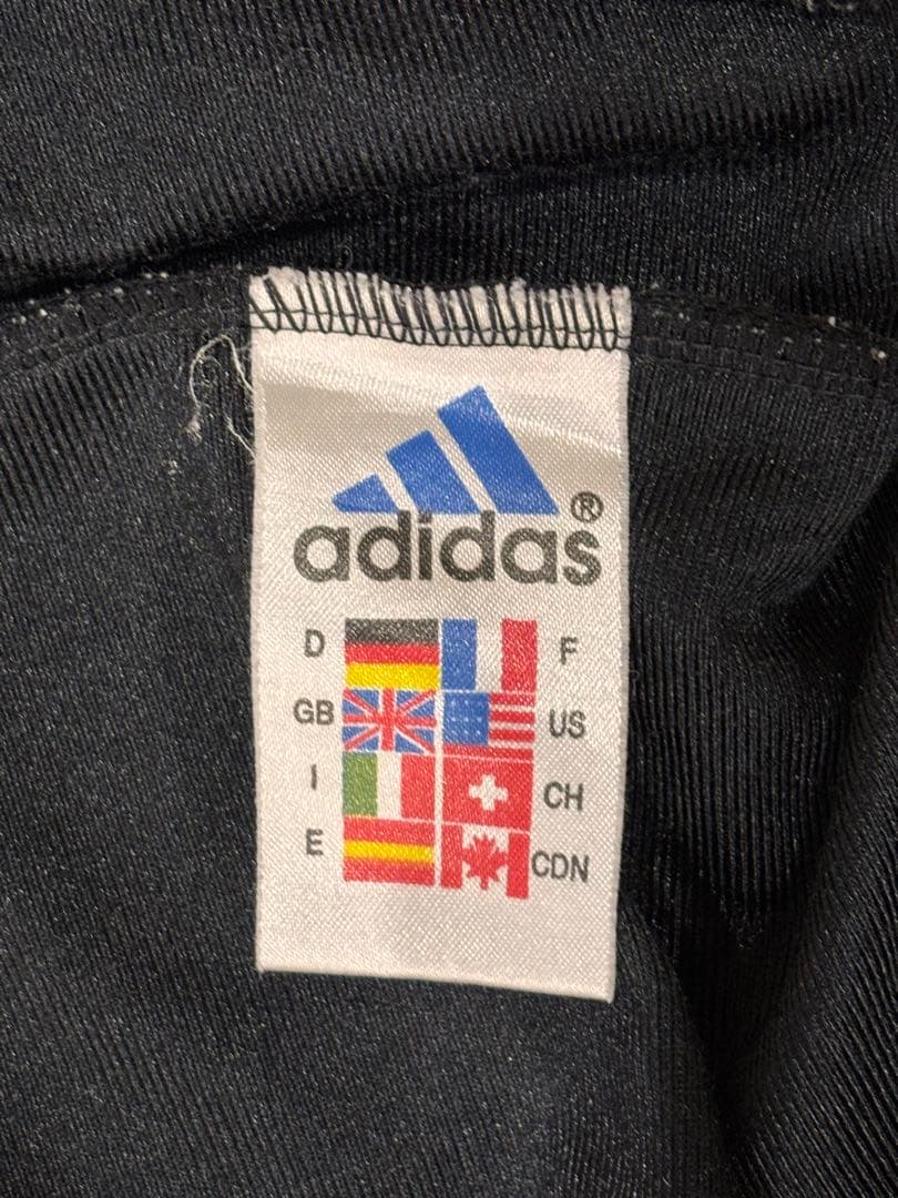 アディダス　ジャージ上下セット