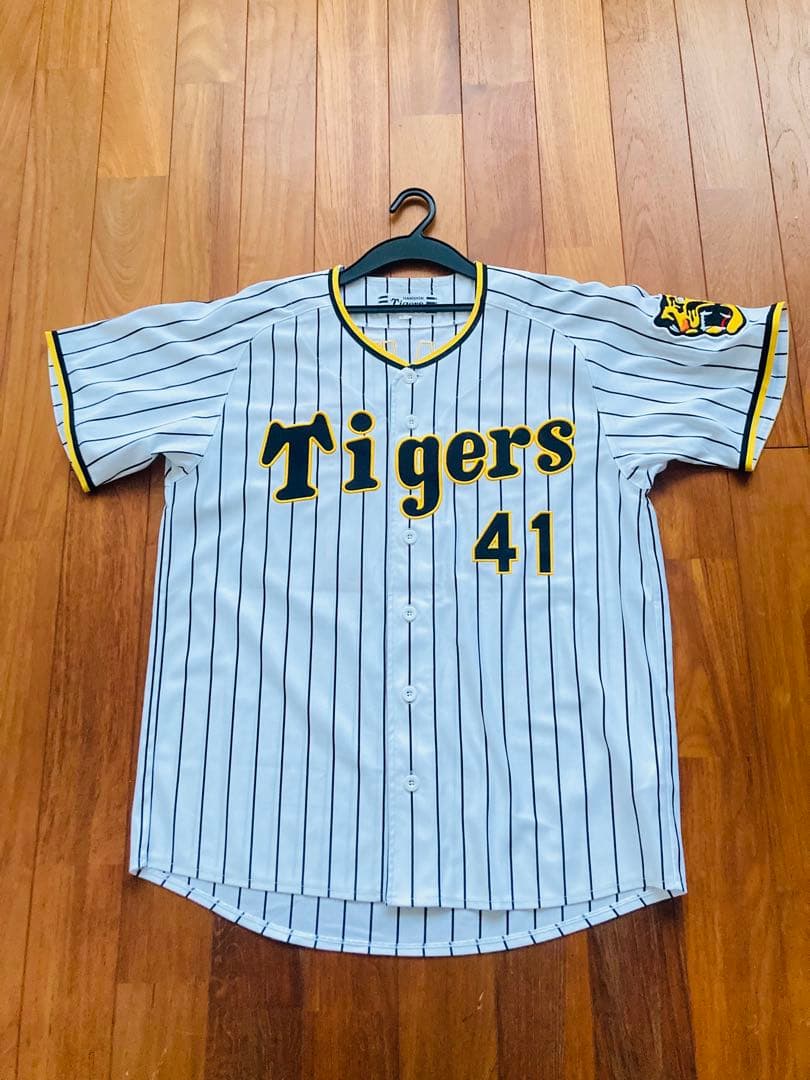 ミズノ　阪神タイガース　村上　ホーム　ユニフォーム　メンズ　M 刺繍