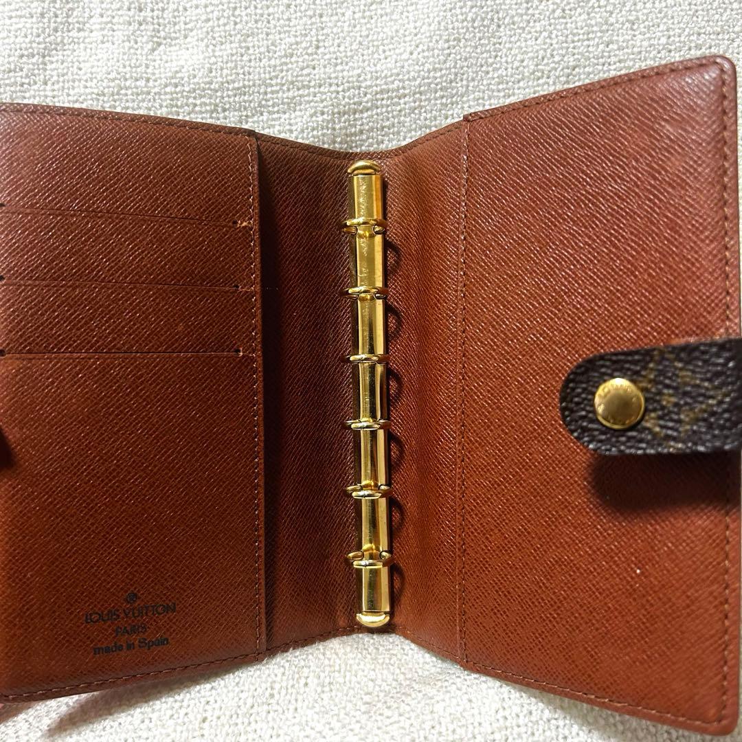 手帳　スケジュール帳　ヴィトン　ルイヴィトン　革手帳