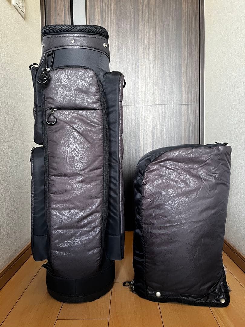 美品アディダス　COREカートキャディバッグ8 QR743 ペイズリー柄　9型