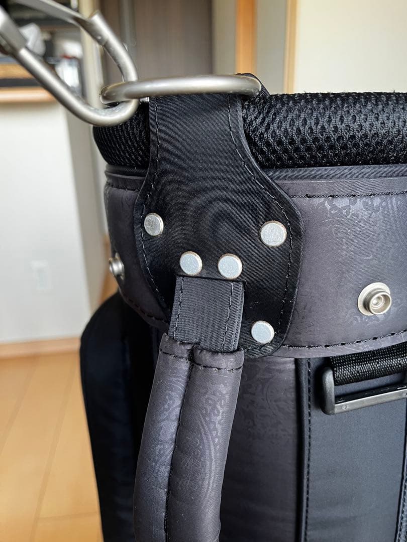 美品アディダス　COREカートキャディバッグ8 QR743 ペイズリー柄　9型