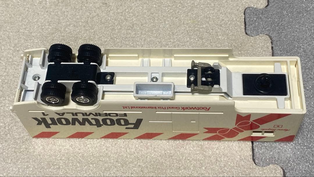 【トミカダンディ】フットワーク特注 日野パネルバン F1トランスポーター