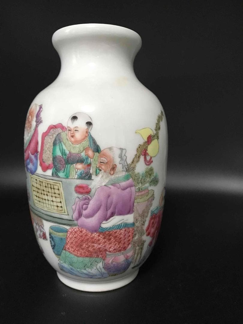 民国時代御用官窯居仁堂製 粉彩細密人物囲碁紋花瓶（E-3）