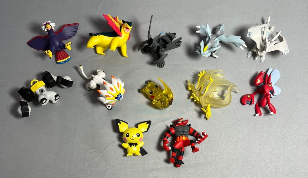 ポケモン　pokemon モンコレ　ピカチュウ　12体　まとめセット