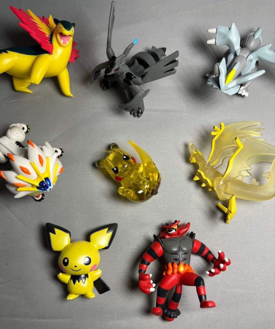 ポケモン　pokemon モンコレ　ピカチュウ　12体　まとめセット