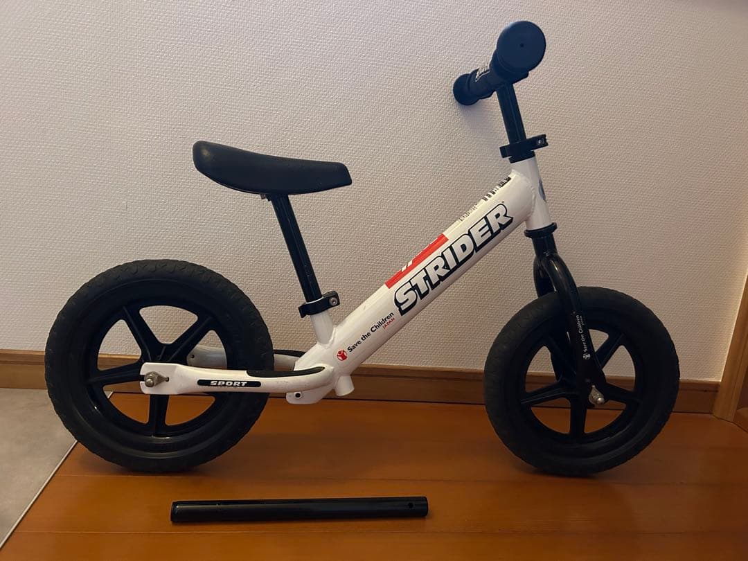 STRIDER バランスバイク ホワイト 12インチ