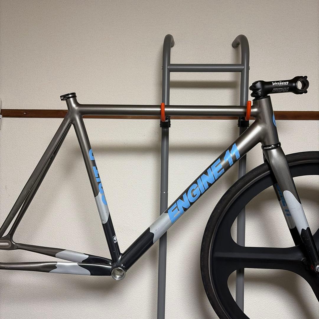 ENGINE11 CRITD ピストバイク　フレーム　バトンホイール付き