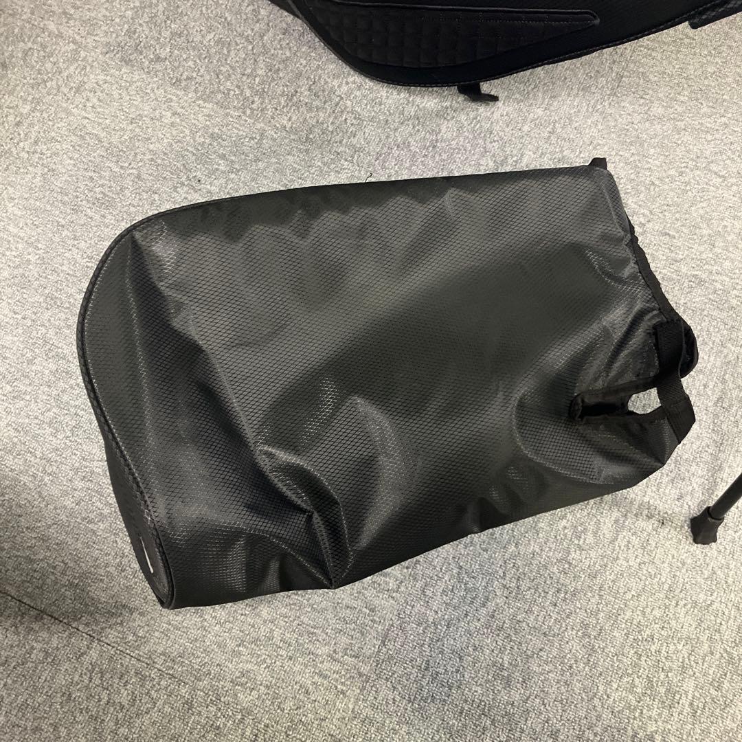 Titleist 軽量キャディバッグ ブラック/ホワイト