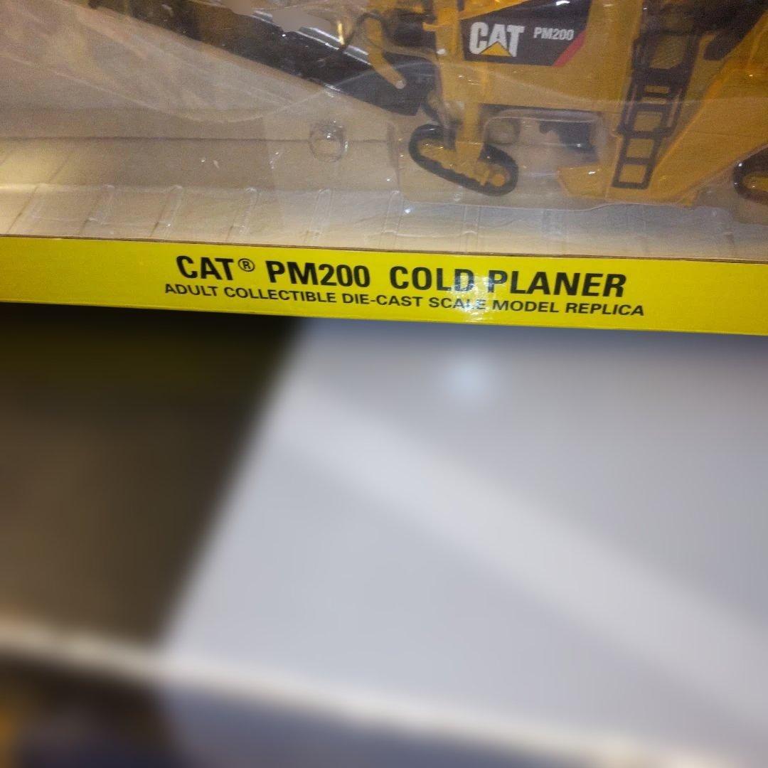 キャタピラー建機　CAT PM200 COLD PLANER 　1/50