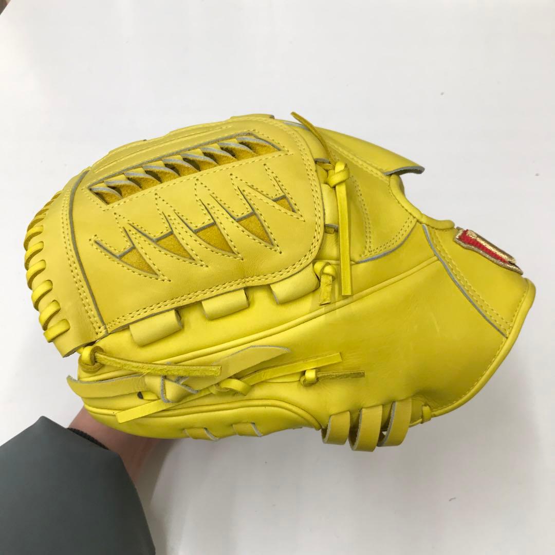 ウィルソン　硬式グラブ　投手用　左投げ用