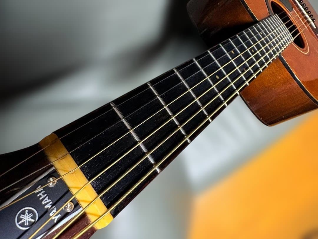 ★長体金ロゴ！超初期型ヤマハFG-110赤がこれだ！超鈴激鳴・超渋美品★