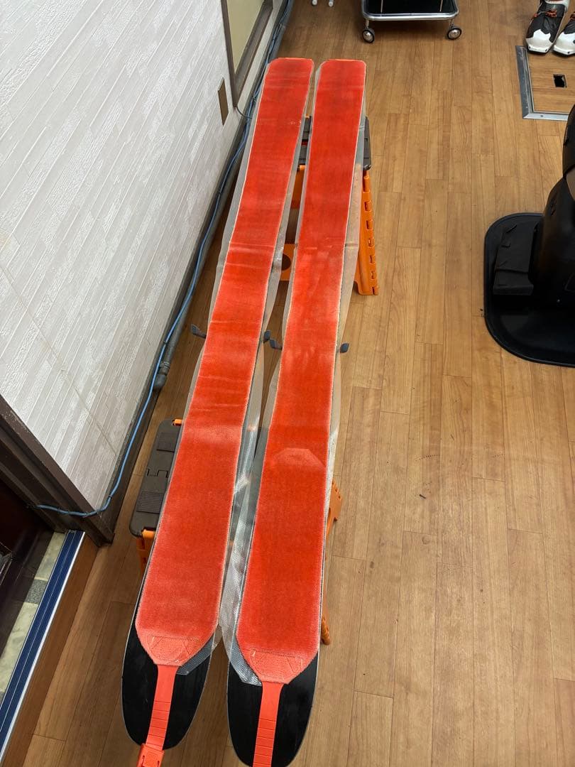 山スキー、ATOMIC バックランド102 G3ビンディング&ポモカシールセット