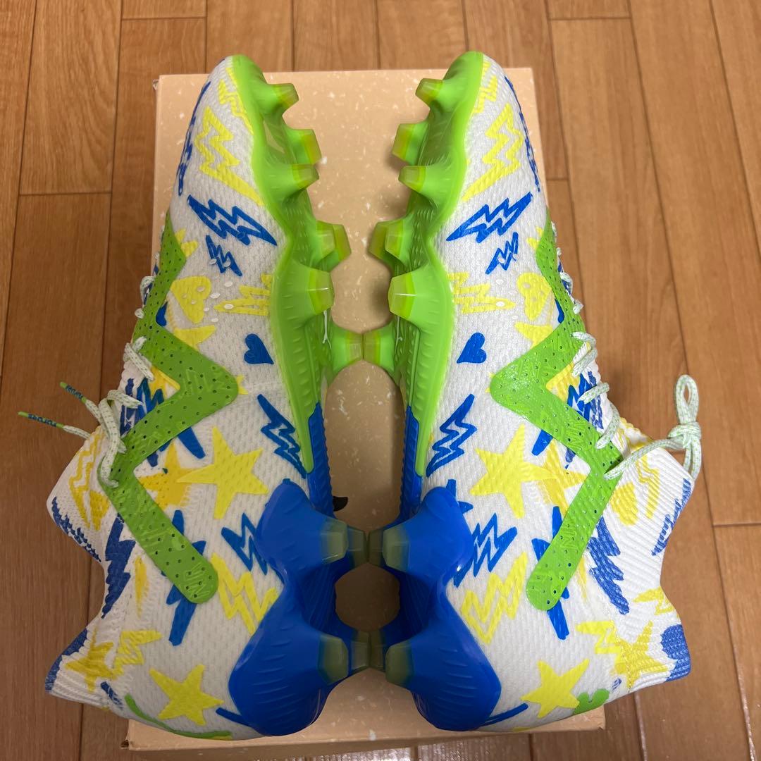 プーマフューチャーアルティメットFG/AG 限定カラー　サッカースパイク