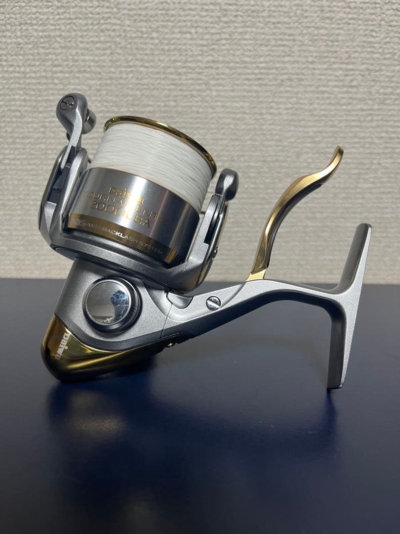 リール Daiwa Tournament-Z 2000LBA