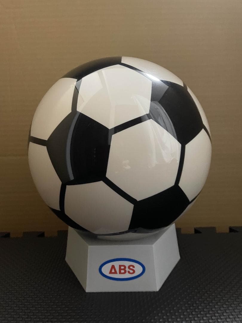 【新品】クリアサッカーボーリングボール　14ポンド
