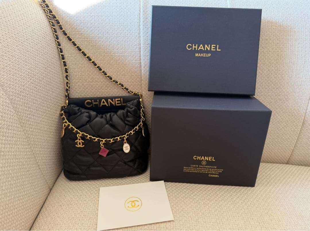 あ*み様 CHANEL 非売品　ノベルティ ショルダーバッグ　チャーム　キルト