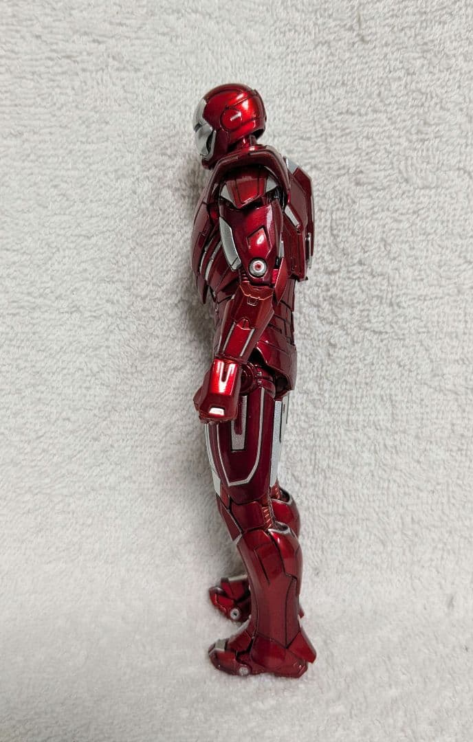 アイアンマン3 マーク33 シルバーセンチュリオン アクションフィギュア