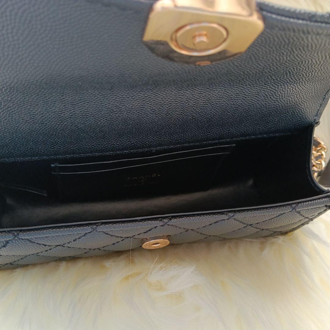 CHANEL〈シャネル〉ノベルティ　ブラックショルダーバッグ　ブラックシャドー