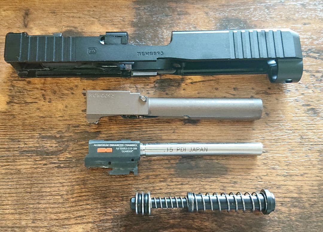 DETONATOR G17 GEN5 M.O.S. スライド