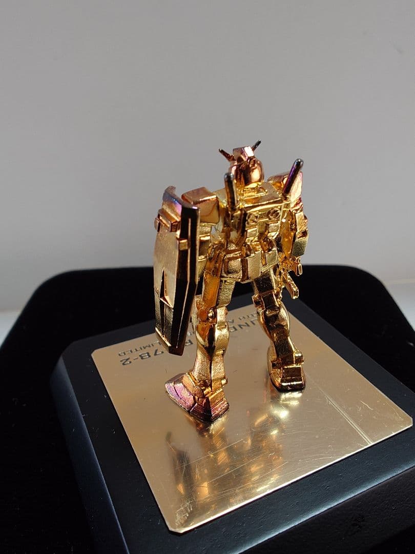純金メッキ使用　ガンダム　非売品　セブン-イレブンキャンペーン