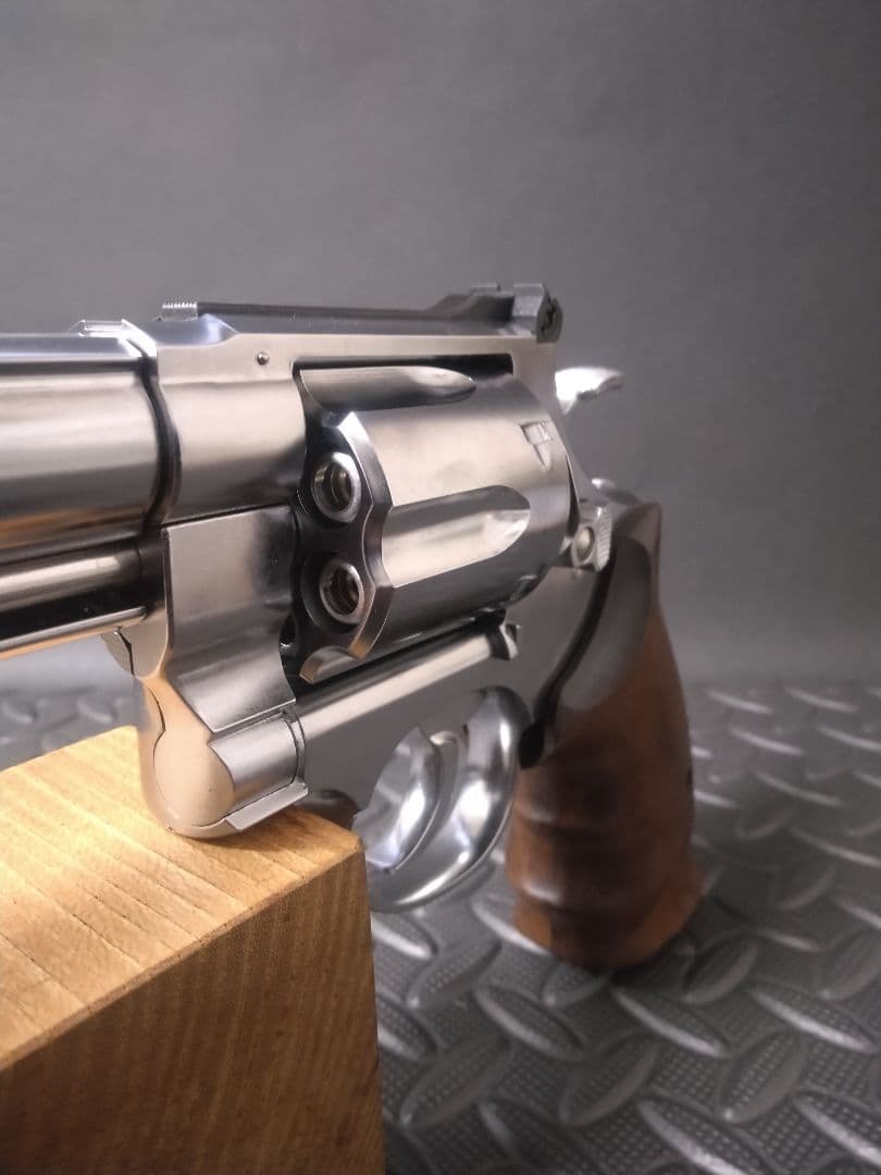 マルシン　リボルバー オリジナル木製ケース付き