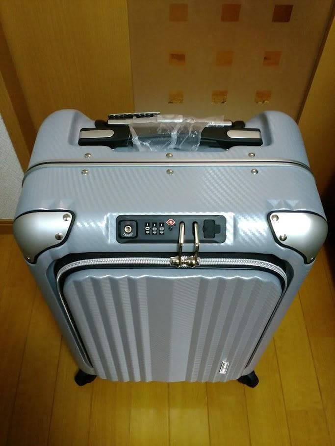 ☆新品☆未使用品☆　レジェンドウォーカー・スーツケース（6209-50）シルバー