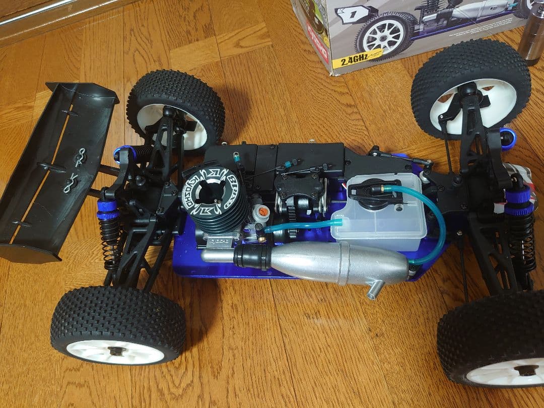 京商　DBX　2.0 ラジコン オフロード　たぶん未使用　エンジン