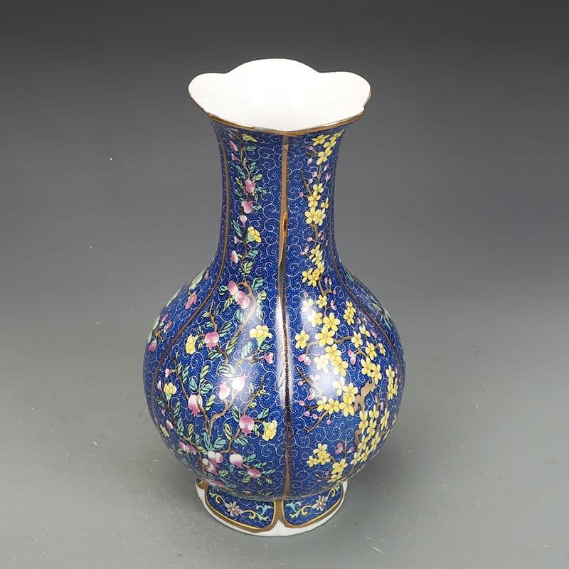 乾隆磁器琺瑯彩花果紋花口瓶 景徳鎮 陶磁器 装飾品 現代工芸品 美術品 置物