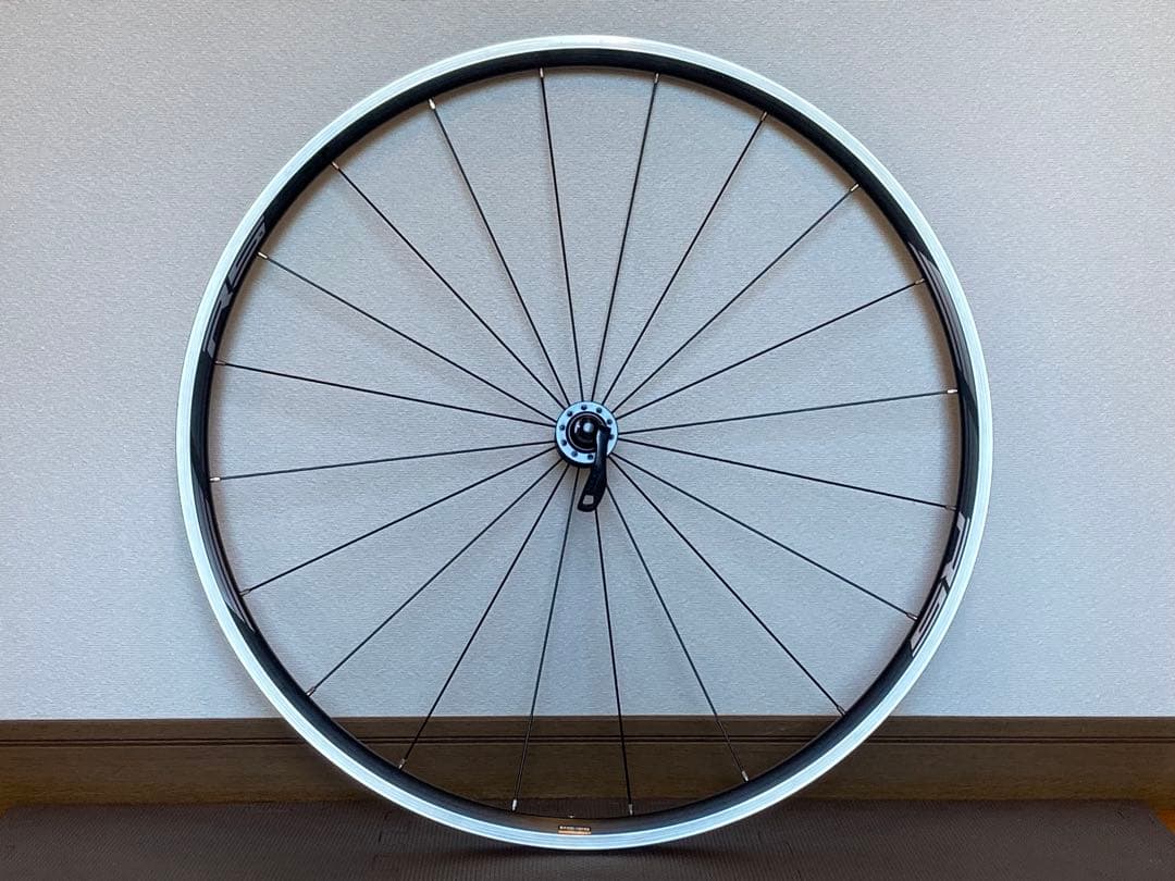 WH-RS010　クリンチャーホイール前後セット　中古品