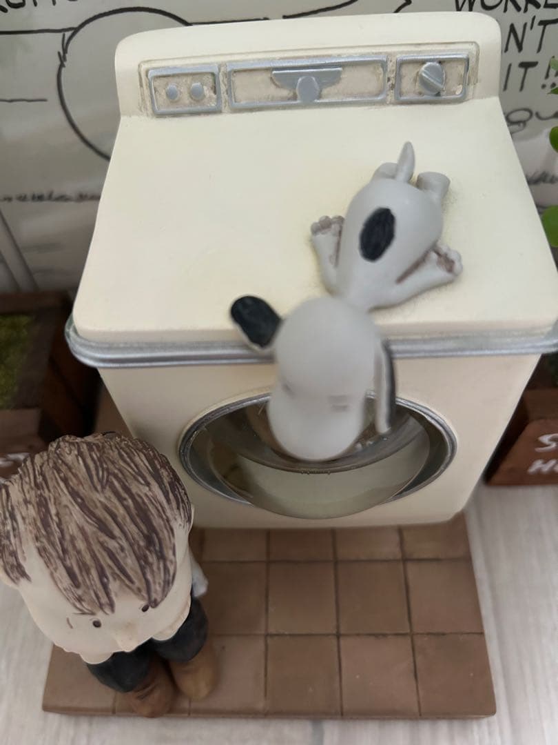 ホールマークライナスウォーターグローブ スヌーピー＆ライナス