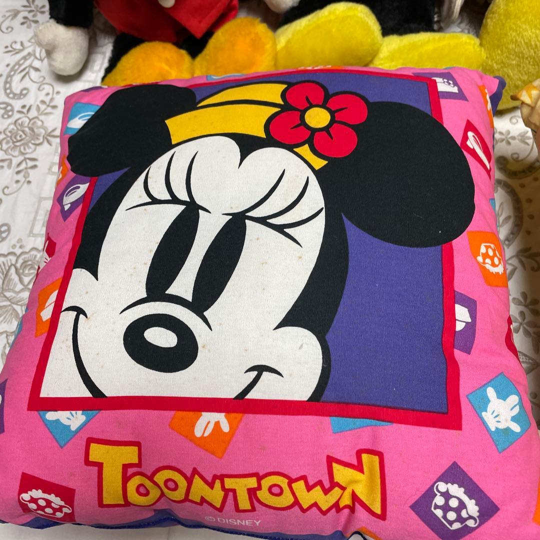 期間限定ご奉仕品　ミッキー&ミニぬいぐるみ4体　アニバーサリークッション2個