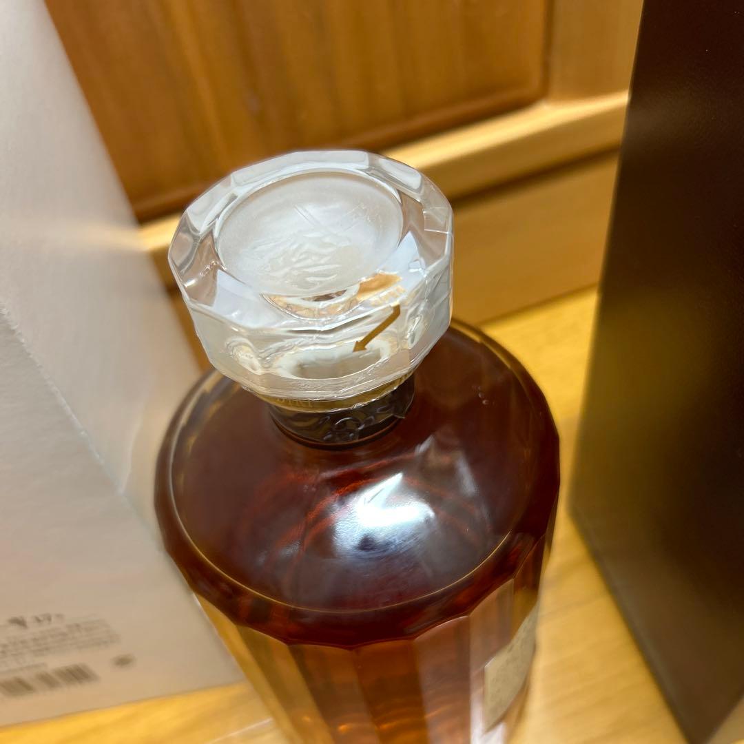サントリー 響 hibiki 17年 700ml（化粧箱、ブックレット付き）