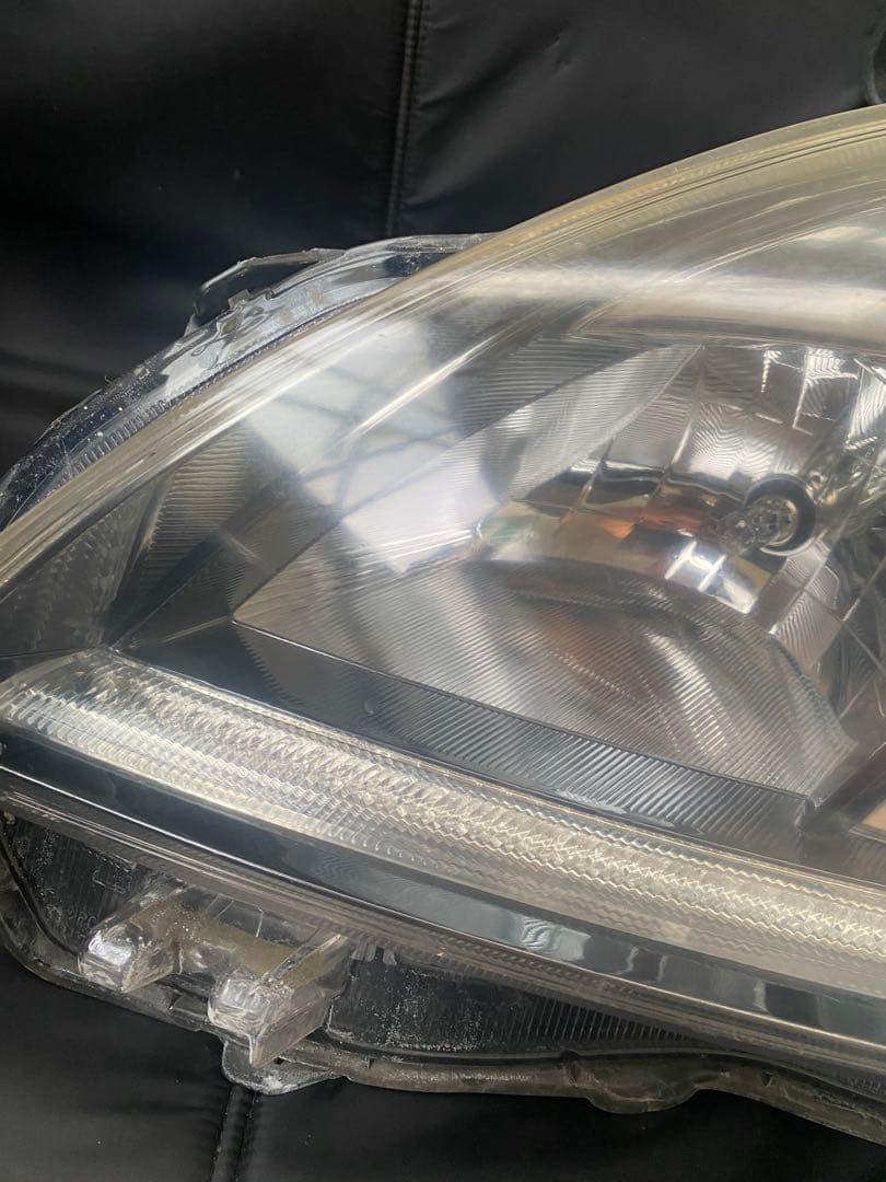 トヨタ プリウス30 後期 HIDヘッドライト 左右セット コーティング済