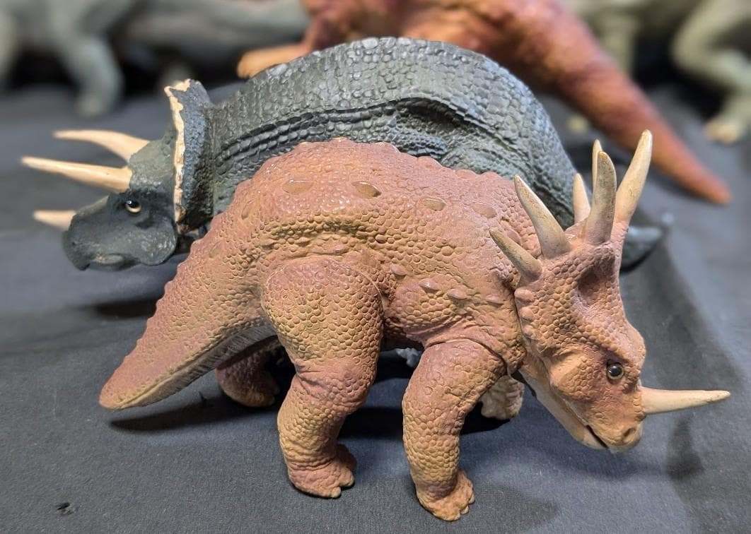 昭和レトロ恐竜（ツクダホビー）ソフビフィギュア11体セット