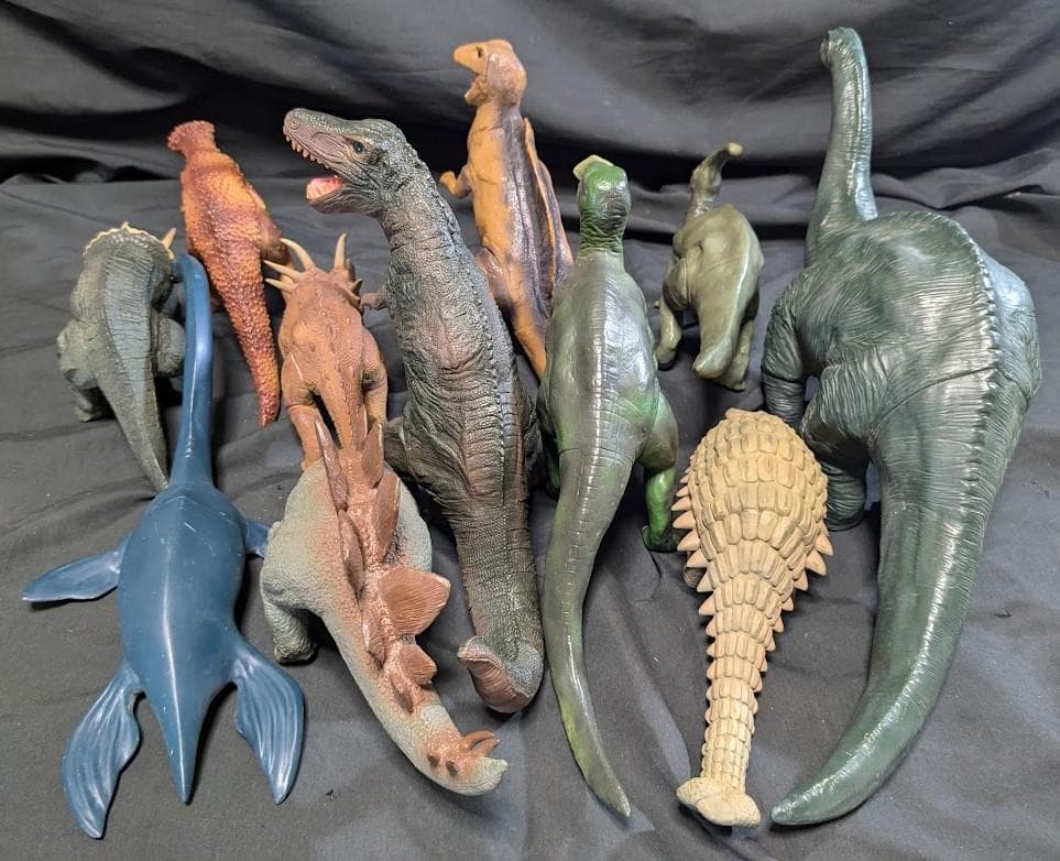 昭和レトロ恐竜（ツクダホビー）ソフビフィギュア11体セット