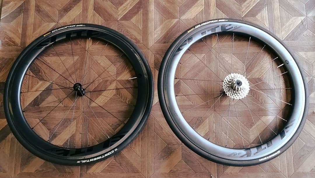 ELITEWHEELS エッジカーボンホイール50リムブレーキ用