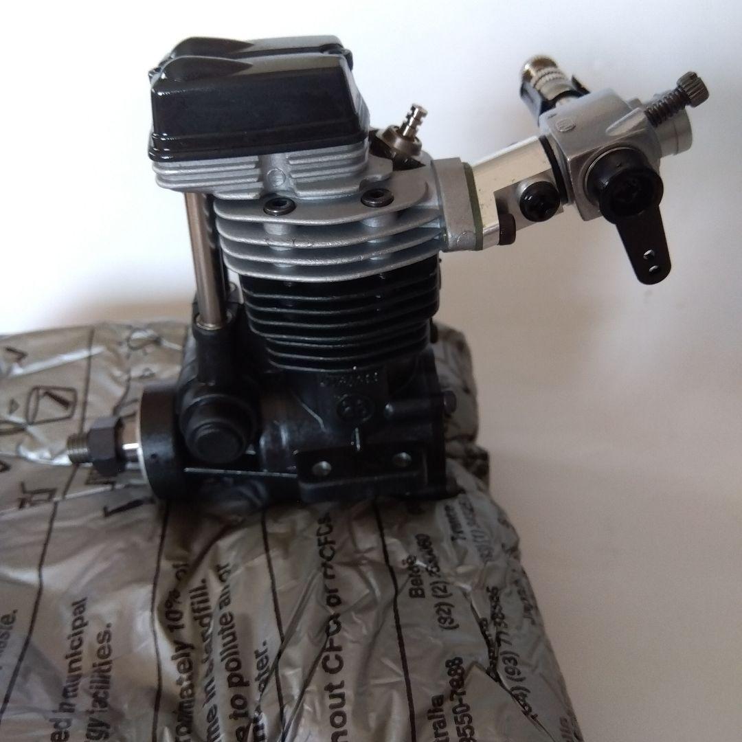 O.S. FS 26S-C 四ストロークエンジン